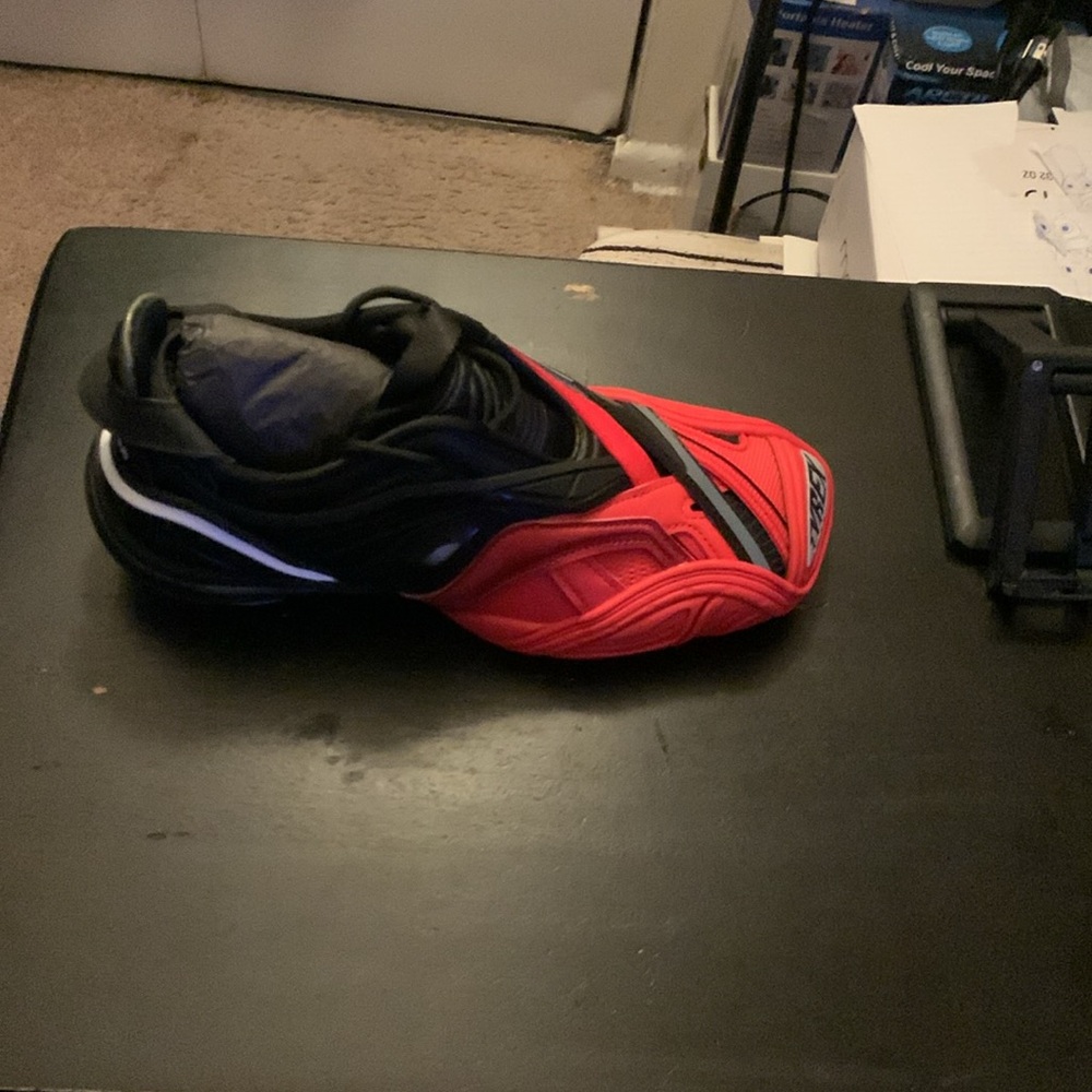 New sneakers - Picture 4 of 4